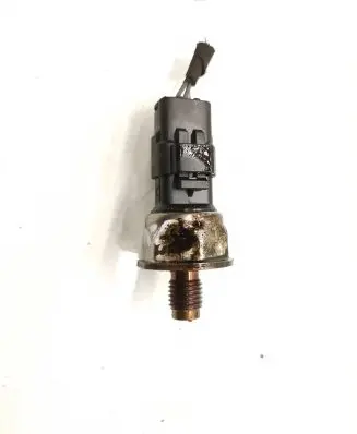Ford Mondeo MK IV Fuel pressure sensor 284038820232