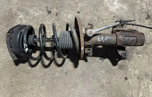 Renault Megane III Front shock absorber/damper
