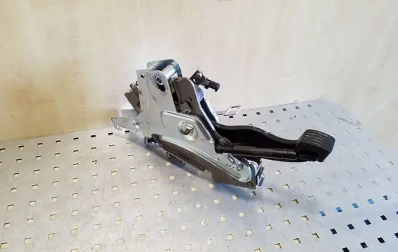 Audi Q7 4L Handbrake/parking brake lever assembly 7L0721485