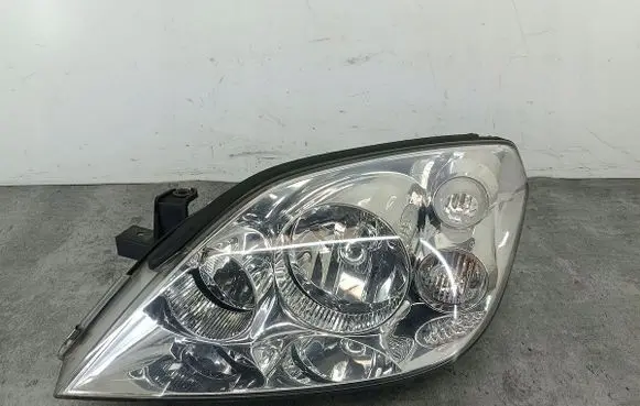 Nissan Primera Headlight/headlamp HELLA