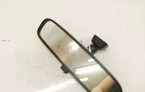 Toyota RAV 4 (XA30) Rear view mirror (interior) E4022197