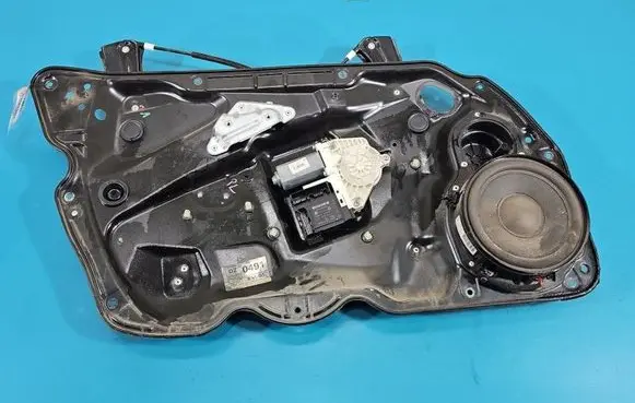 Volkswagen PASSAT B6 Front door window regulator with motor 1K0959793L IMPRK1608221