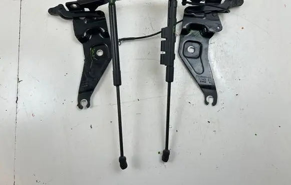 BMW X5 E70 Front bonnet/hood damper/strut 7148346 7208627 7208628