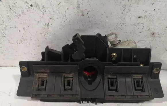 Audi A6 S6 C5 4B Tailgate exterior lock 4B0827565B 8D9827565A 8D9827565B