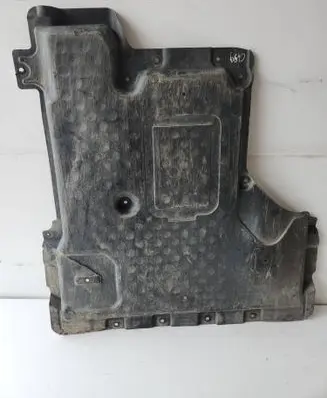 Mercedes-Benz CLS C257 Engine splash shield/under tray A2135200923