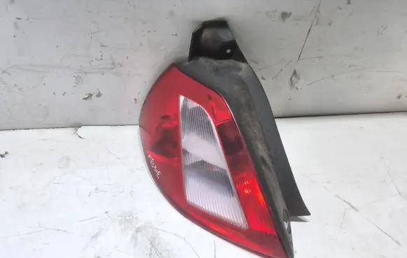 Renault Megane II Rear/tail lights 8200073236