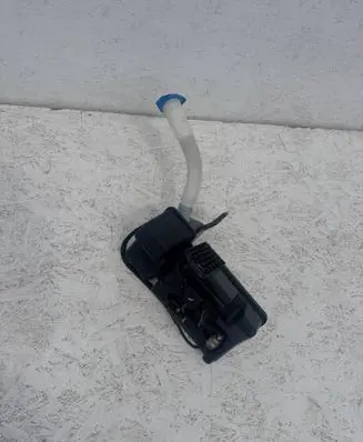 Seat Alhambra (Mk2) Windshield washer fluid reservoir/tank 5N0955453A