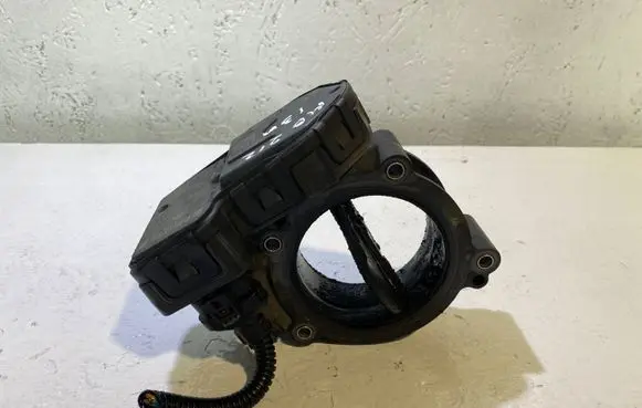 Mercedes-Benz E W212 Electric throttle body valve A6510900470 DK0040 0280750573