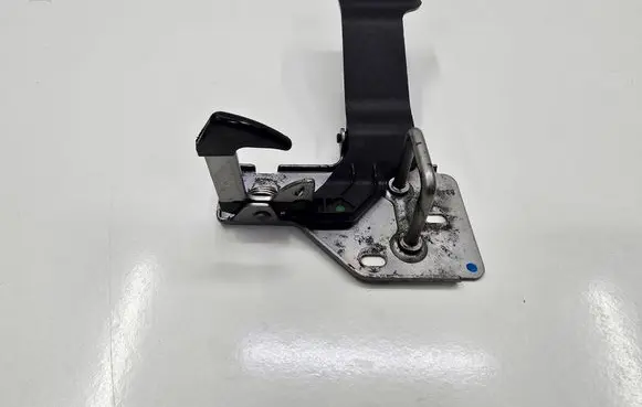 Volkswagen Multivan T6 Engine bonnet/hood lock/catch 7E0823480E