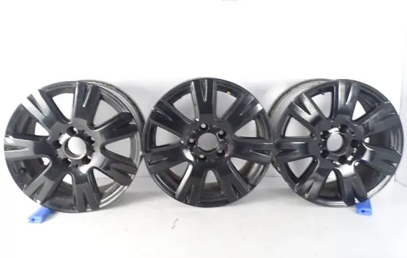 Mercedes-Benz C W204 Original wheel cap A2044012602