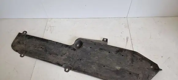 Center/middle under tray cover