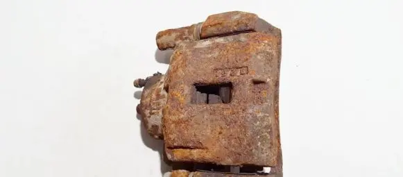 Mazda 626 Front brake caliper