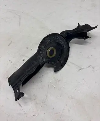 BMW 2 F22 F23 Engine compartment rubber 7307863