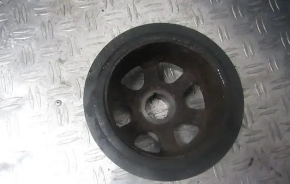 Mercedes-Benz ML W163 Crankshaft pulley