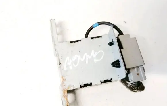 Antenna control unit