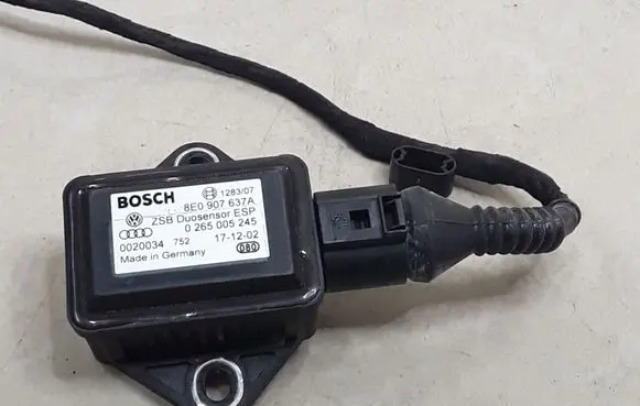 Volkswagen PASSAT B5.5 ESP acceleration yaw rate sensor 8E0907637A 0265005245