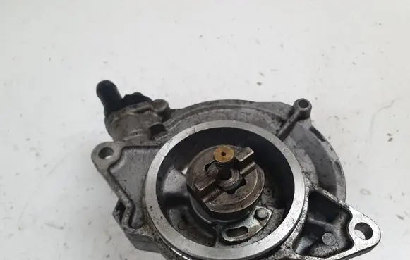 Audi A6 S6 C6 4F Vacuum pump 057145100T