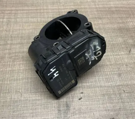 Mercedes-Benz C W204 Electric throttle body valve A6510900470 DK0040 0280750573