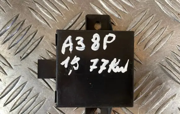 Audi A3 S3 A3 Sportback 8P Alarm control unit/module 1K0907719C 19800C40685 28024256