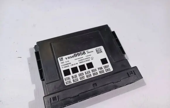 Chevrolet Camaro Comfort/convenience module 13509958