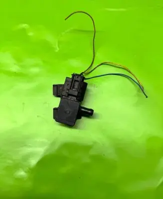 BMW 5 F10 F11 Exhaust gas pressure sensor 7805152