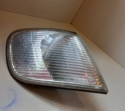 Front indicator light