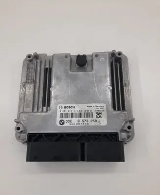 BMW 1 F20 F21 Engine control unit/module 8573258 0281019679