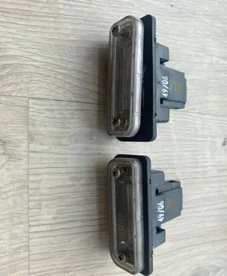 Mercedes-Benz E W211 Number plate light 153061