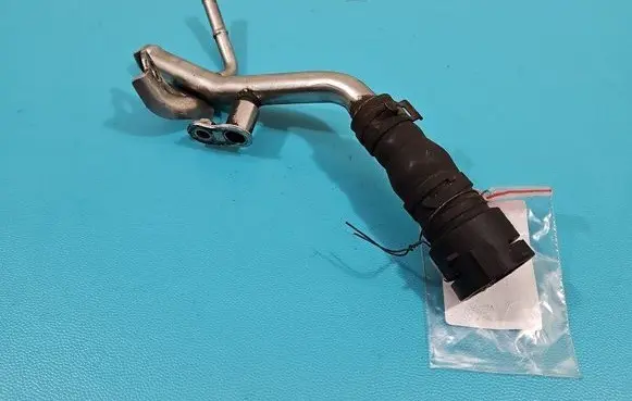 Volkswagen Caddy Engine coolant pipe/hose 05L121157AK IMPRK1399470