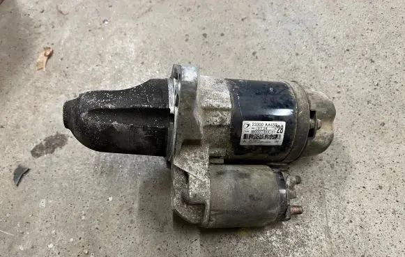 Subaru Outback Starter motor 23300AA450