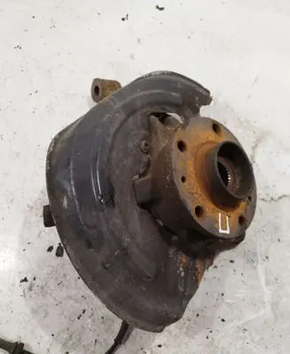 Renault Kangoo II Front wheel hub spindle knuckle