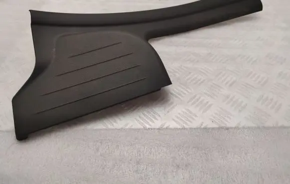 BMW 2 F46 Rear sill trim cover 7362331