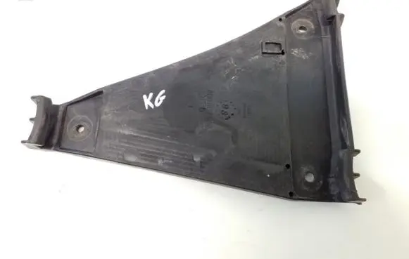 Audi A4 S4 B5 8D Bumper support mounting bracket corner 8D0807483