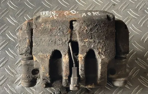Iveco Daily 35 - 40.10 Front brake caliper