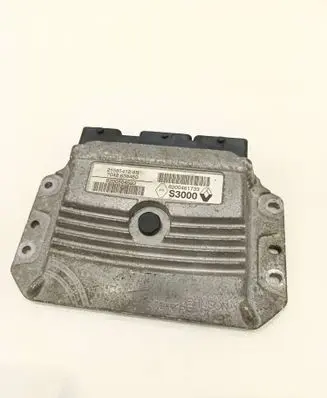 Renault Clio III Engine control unit/module 8200461733 215854126B 8200504593