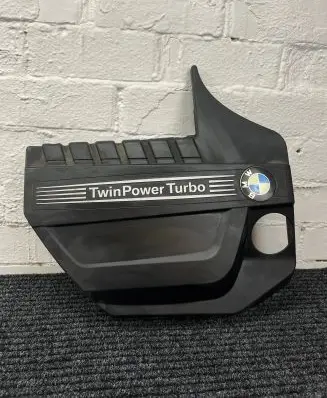 BMW 5 F10 F11 Engine cover (trim) 7607447 20552610