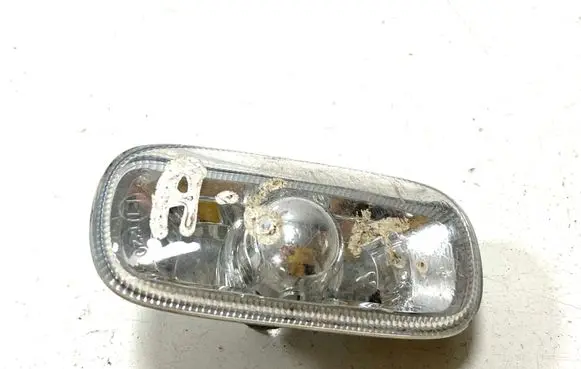 Audi A6 S6 C6 4F Front fender indicator light 8E0949127