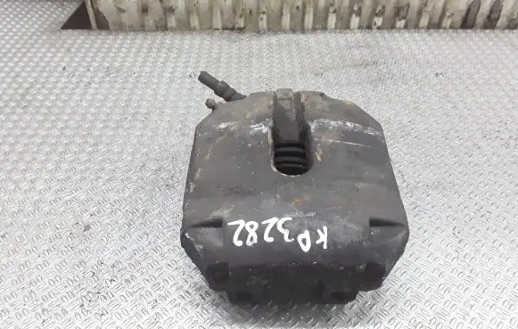 BMW 5 E39 Front brake caliper