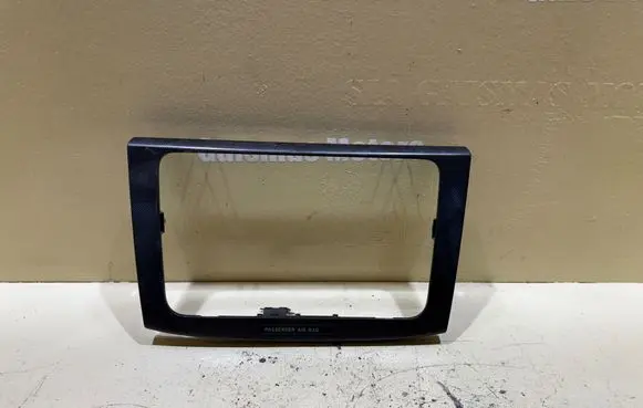 Volkswagen PASSAT B6 Radio/GPS head unit trim 3C0858069M