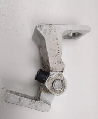Skoda Octavia Mk3 (5E) Rear door lower hinge 8K0831401B