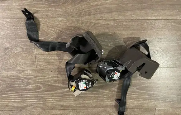 Volvo XC60 Set of seat belts 39838359
