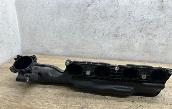 BMW 6 F06 Gran coupe Intake manifold 70517233