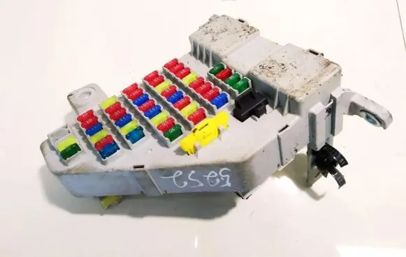Hyundai Tucson JM Fuse box set 911102e501 91110-2e501
