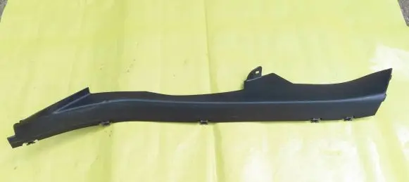 Mercedes-Benz C W204 Rear seat side bottom trim A2046903725