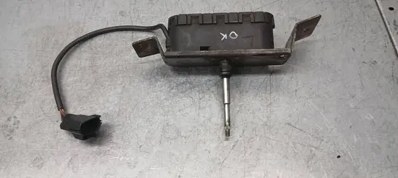 Volvo S60 Headlight wiper motor 0390206219 8620959
