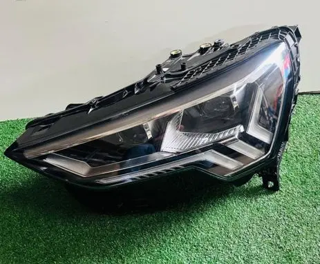 Audi Q3 F3 Headlight/headlamp 83A941035