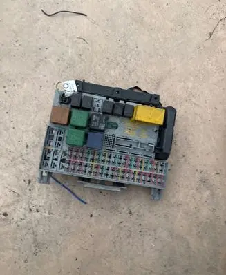 Opel Vectra B Fuse box set 90504534
