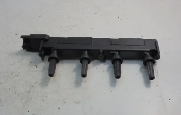 Citroen C5 High voltage ignition coil 2526118A