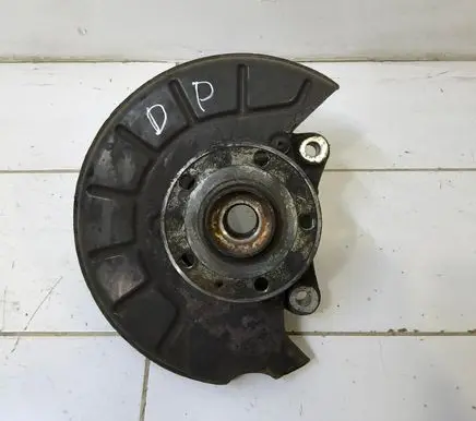Volkswagen PASSAT B7 Front wheel hub spindle knuckle