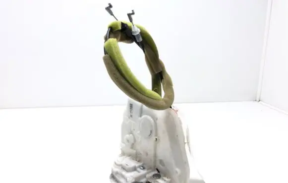 Mazda CX-5 Rear door lock